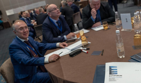 Фотогалерея с форума генеральных директоров компании Газпром межрегионгаз